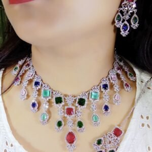 Necklace with earring and Maangtika